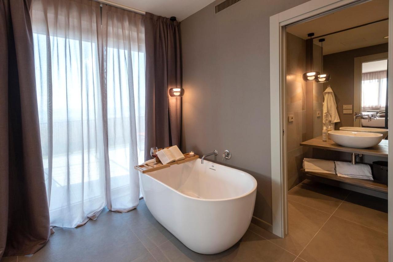 Agriturismo Speziale Wine Resort Verduno Dış mekan fotoğraf